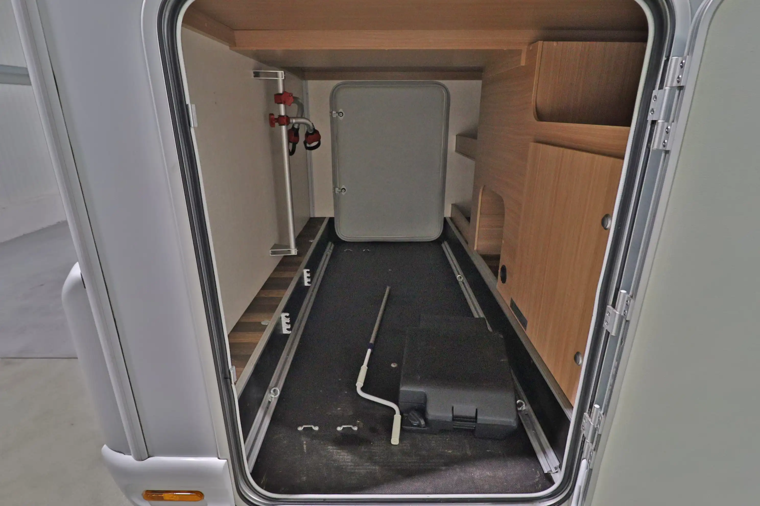 KNAUS Sky TI 700 MEG 